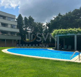 Apartament, 5 rooms with outdoor parking included Bucuresti/Iancu Nicolae
