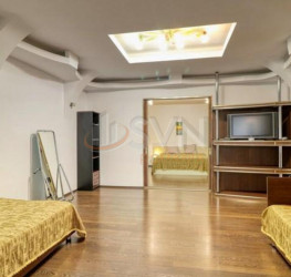 Apartament, 5 rooms with outdoor parking included Bucuresti/1 Mai
