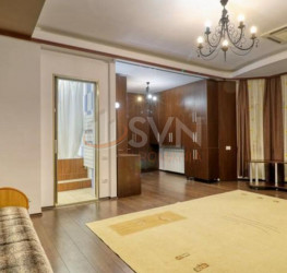 Apartament, 5 rooms with outdoor parking included Bucuresti/1 Mai