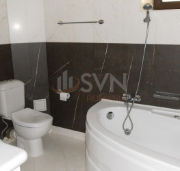 Apartament, 5 rooms with outdoor parking included Bucuresti/Capitale