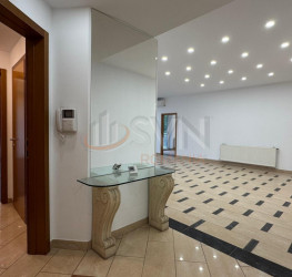 Apartament, 5 rooms with underground parking included Bucuresti/Primaverii