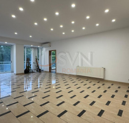 Apartament, 5 rooms with underground parking included Bucuresti/Primaverii