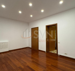 Apartament, 5 rooms with underground parking included Bucuresti/Primaverii
