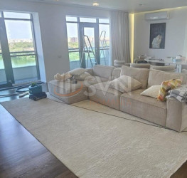 Apartament, 5 rooms with underground parking included Bucuresti/Lacul Tei