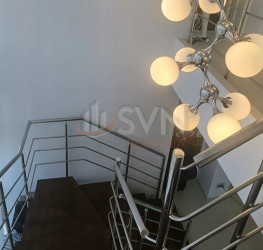 Apartament, 5 rooms with underground parking included Bucuresti/Lacul Tei