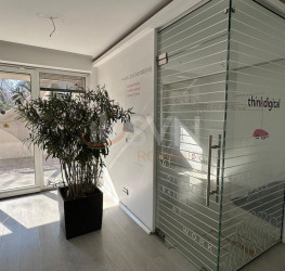 Apartament, 5 rooms with underground parking included Bucuresti/P-ta Victoriei