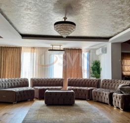 Apartament, 5 rooms with underground parking included Bucuresti/Sisesti