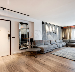 Apartament, 5 rooms with underground parking included Bucuresti/Herastrau