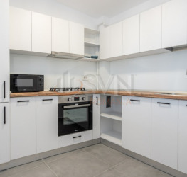 Apartament, 6 camere, 170 mp Bucuresti/P-ta Universitatii