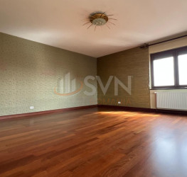 Apartament, 6 camere cu loc parcare exterior inclus Bucuresti/Sisesti