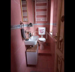 Apartament, 6 camere cu loc parcare exterior inclus Bucuresti/Gradina Icoanei