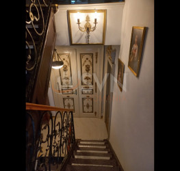 Apartament, 6 camere cu loc parcare exterior inclus Bucuresti/Gradina Icoanei