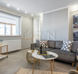 Apartament, 6 rooms, 170 mp Bucuresti/P-ta Universitatii