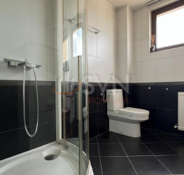 Apartament, 6 rooms with outdoor parking included Bucuresti/Sisesti