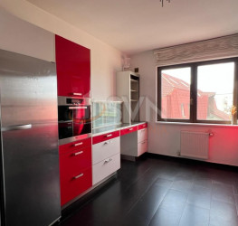 Apartament, 6 rooms with outdoor parking included Bucuresti/Sisesti