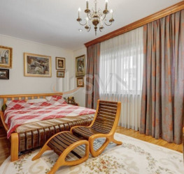 Apartament, 6 rooms with underground parking included Bucuresti/Herastrau