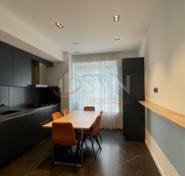 Apartament, 7 camere cu loc parcare subteran inclus Bucuresti/Floreasca