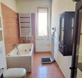 Apartament, 7 camere cu loc parcare subteran inclus Bucuresti/Soseaua Nordului