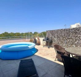 Apartament, 7 rooms with outdoor parking included Bucuresti/Bucurestii Noi