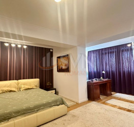 Apartament, 7 rooms with outdoor parking included Bucuresti/Bucurestii Noi