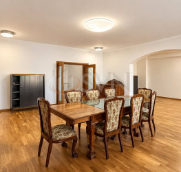 Apartament, 8 camere, 236.37 mp Bucuresti/Kiseleff
