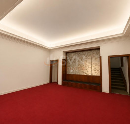 Casa, 1 camera, 1400 mp Bucuresti/P-ta Romana