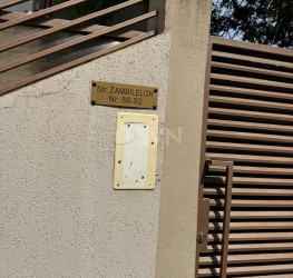 Casa, 10 camere, 279 mp Bucuresti/Lacul Tei