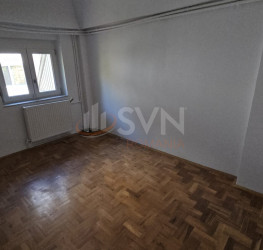 Casa, 10 camere, 306 mp Bucuresti/Capitale