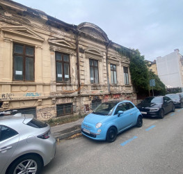 Casa, 10 camere, 380 mp Bucuresti/Calea Victoriei