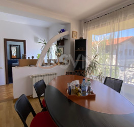 Casa, 10 camere, 420 mp Bucuresti/Herastrau