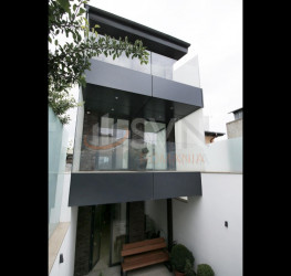 Casa, 10 camere, 450 mp Bucuresti/Eminescu