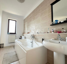 Casa, 10 camere, 488 mp Bucuresti/Baneasa