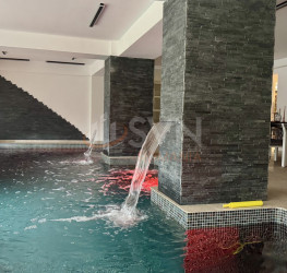 Casa, 10 camere, 510 mp Prahova/Centru