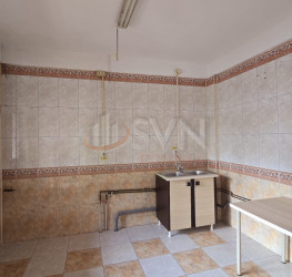 Casa, 10 camere, 550 mp Bucuresti/13 Septembrie