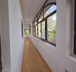 Casa, 10 camere, 550 mp Bucuresti/13 Septembrie