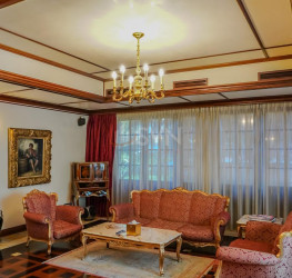 Casa, 10 camere, 564 mp Bucuresti/Primaverii