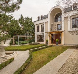 Casa, 10 camere, 573 mp Bucuresti/Iancu Nicolae