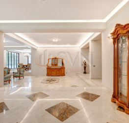 Casa, 10 camere, 573 mp Bucuresti/Iancu Nicolae