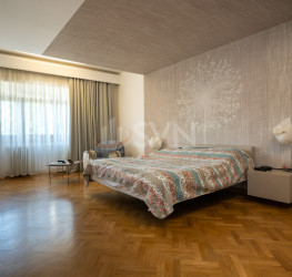 Casa, 10 camere, 646 mp Bucuresti/Dacia