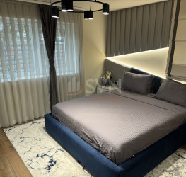 Casa, 10 camere, 650 mp Prahova/Centru