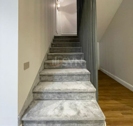 Casa, 10 rooms, 295.57 mp Bucuresti/Pipera