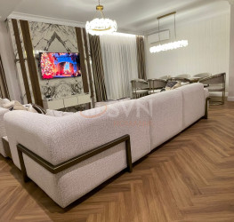 Casa, 10 rooms, 295.57 mp Bucuresti/Pipera