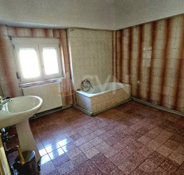 Casa, 10 rooms, 306 mp Bucuresti/Capitale