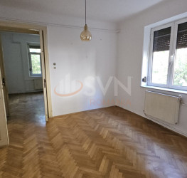 Casa, 10 rooms, 306 mp Bucuresti/Capitale