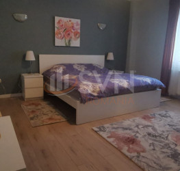 Casa, 10 rooms, 377.22 mp Bucuresti/Piata Unirii (s3)