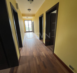 Casa, 10 rooms, 420 mp Bucuresti/Sisesti