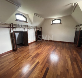 Casa, 10 rooms, 420 mp Bucuresti/Sisesti