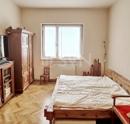 Casa, 10 rooms, 440 mp Brasov/Brasovul Vechi