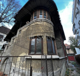 Casa, 10 rooms, 450 mp Bucuresti/Kiseleff