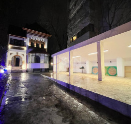 Casa, 10 rooms, 524 mp Bucuresti/Banu Manta